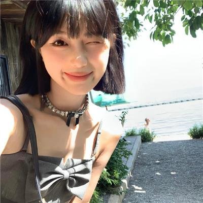 爱在弹指间